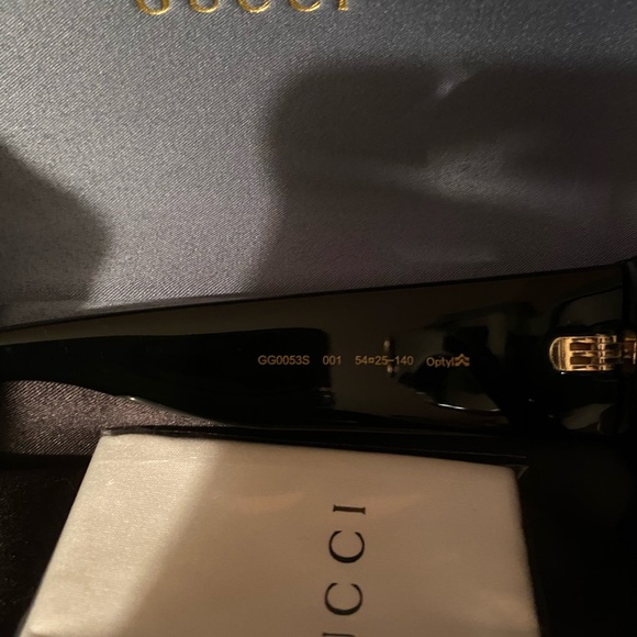 Gucci square sunglasses - Picture 2 of 8